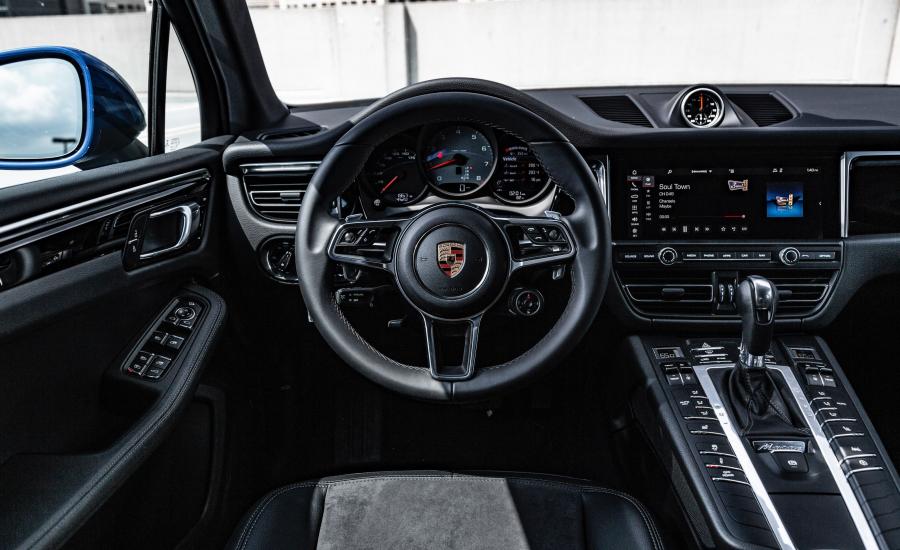 Торпедо Porsche Macan S (95B) 2019 года  (NA) (фото 24 из 25)